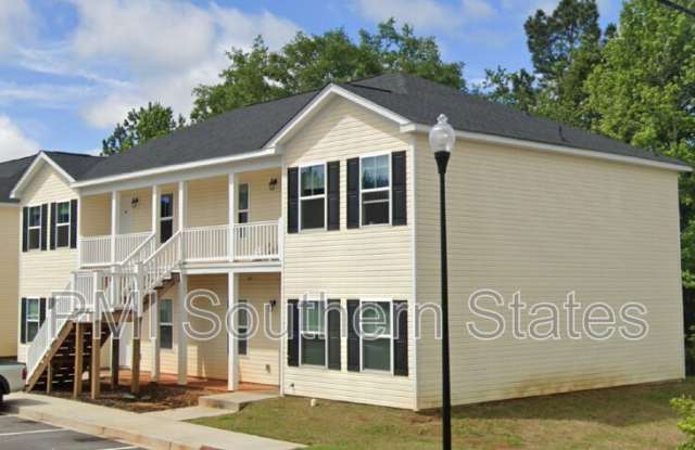 200 Walnut Hill Dr Gallery 1