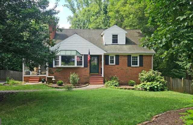 4021 LAUREL ROAD photos photos