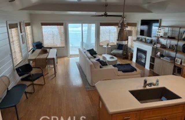 2814 Studio Drive photos photos