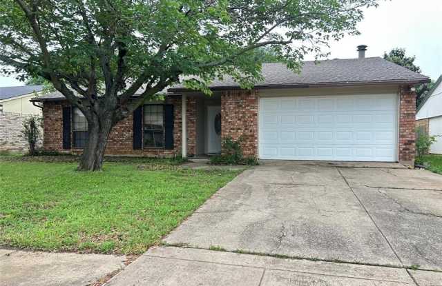 7104 Chatham Road - 7104 Chatham Road, North Richland Hills, TX 76182