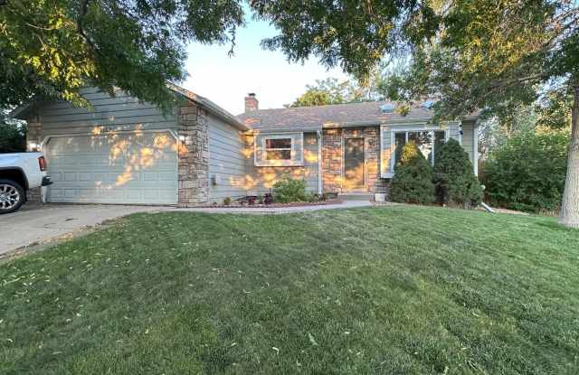 Charming 3BR House in Aurora photos photos