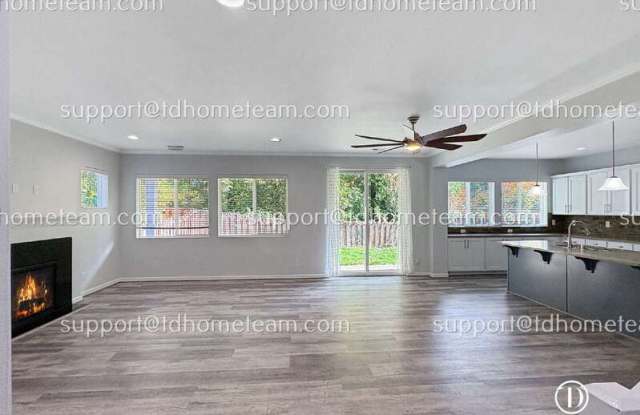 27466 211th Ct SE Gallery 3