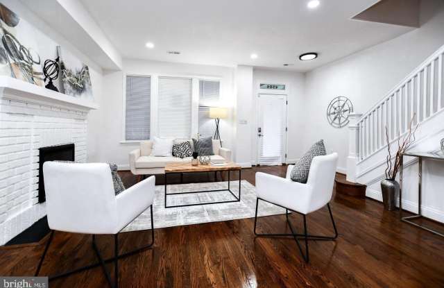 4504 NEW HAMPSHIRE Avenue NW Gallery 4