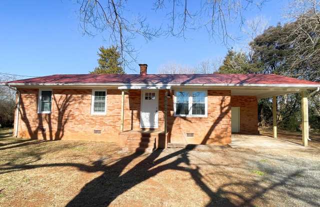 Renovated  Spacious photos photos