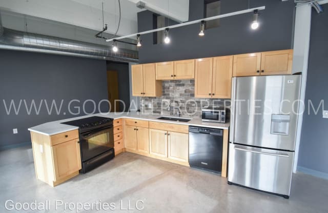 120 SW 5th St #407 - 120 Southwest 5th Street, Des Moines, IA 50309