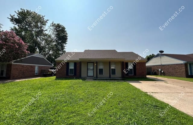 6230 Somerset Dr - 6230 Somerset Drive, Horn Lake, MS 38637