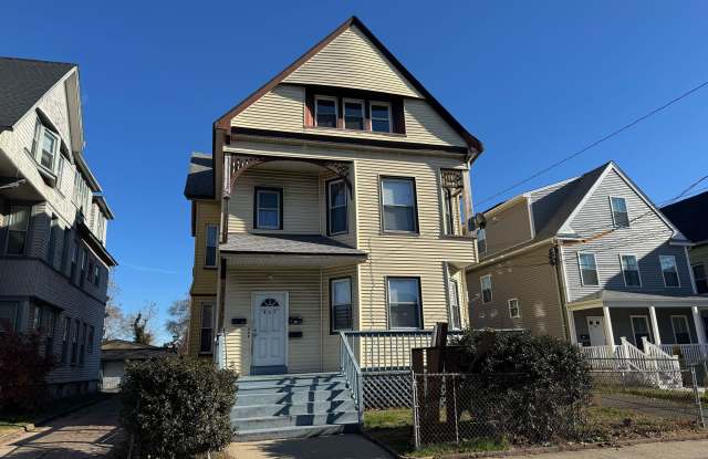 461 Howard Avenue unit: 3 photos photos