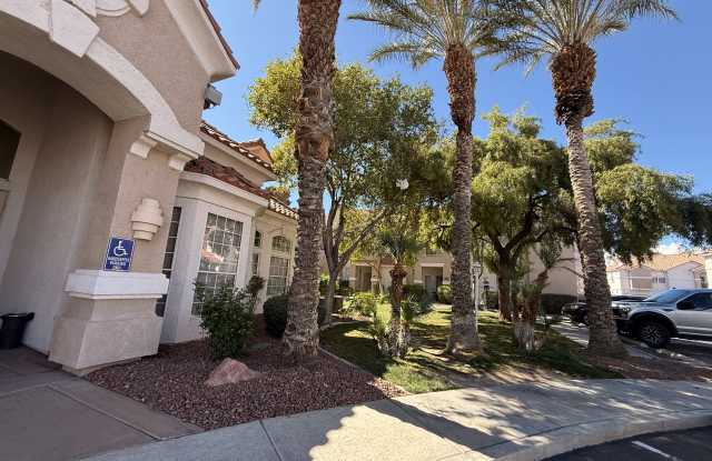 8555 W Russell Rd photos photos