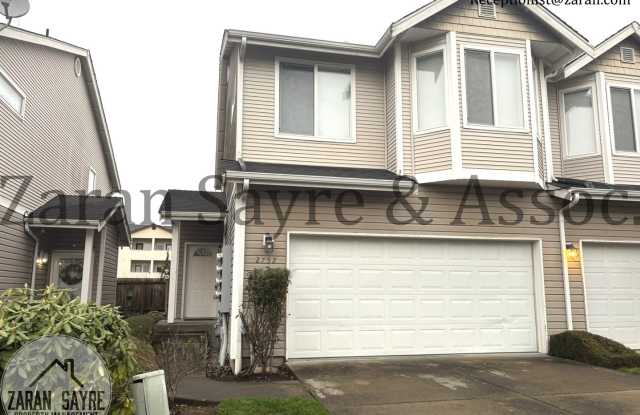 178- Great 3 Bedroom Townhouse Condo in Milton! photos photos