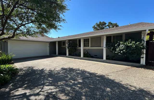 Recently Remodeled Single-Story 3/2 Gem in Prime Walnut Creek – Pet Friendly  Perfectly Located! - 635 Rock Oak Road, Walnut Creek, CA 94598