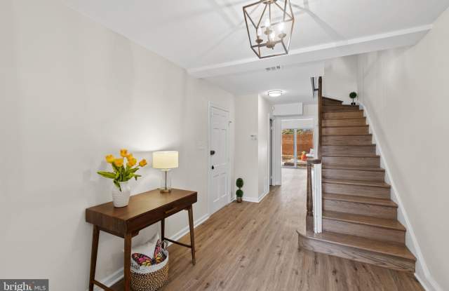 815 6TH STREET SW Gallery 2