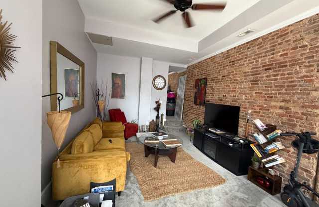 1638 COLE Street Gallery 2