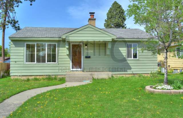 Charming 2 Bedroom 1 Bath Home! photos photos