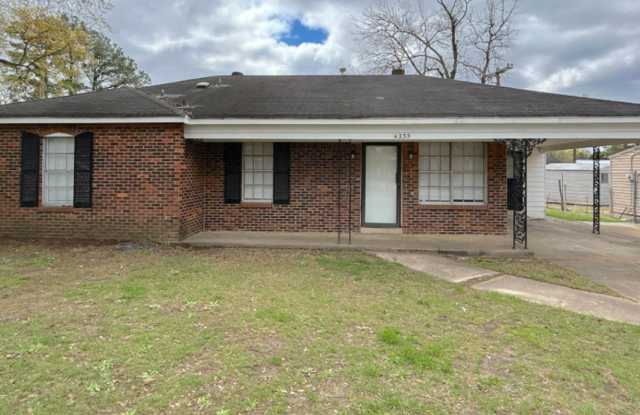 4235 Camelot Ave photos photos