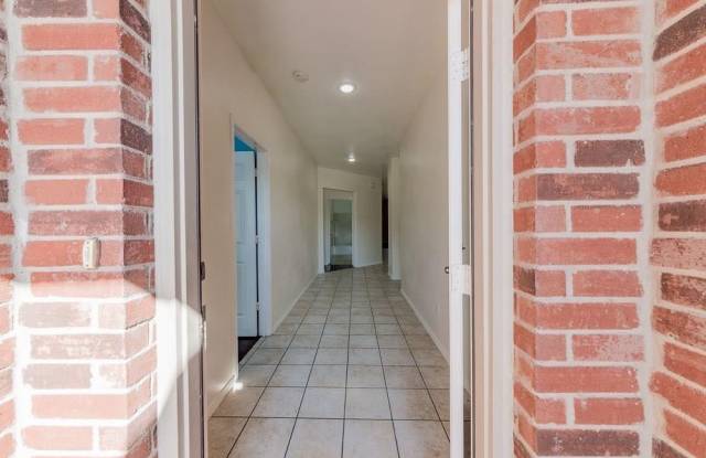 2301 Angoni Way Gallery 2