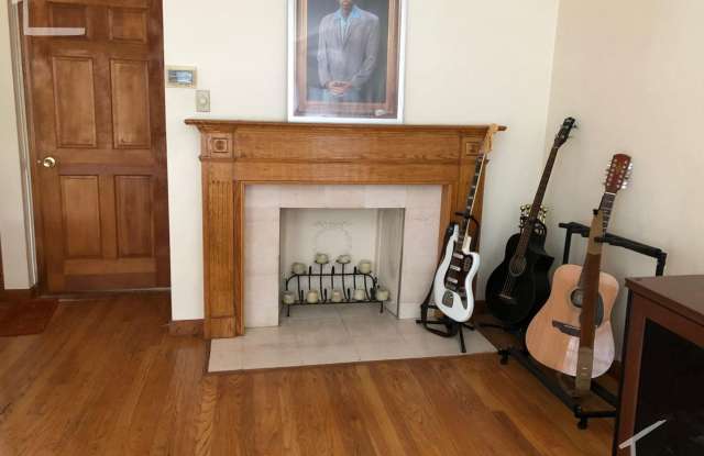 Spacious Family Home Unit photos photos