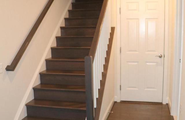 17357 REDSHANK ROAD Gallery 2
