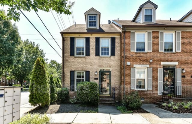 424 W Glebe Rd. - 424 West Glebe Road, Alexandria, VA 22305
