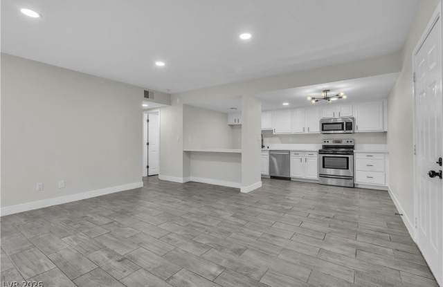 5009 Indian River Drive photos photos