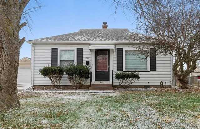 Terrific two bedroom home in Rock Island! photos photos