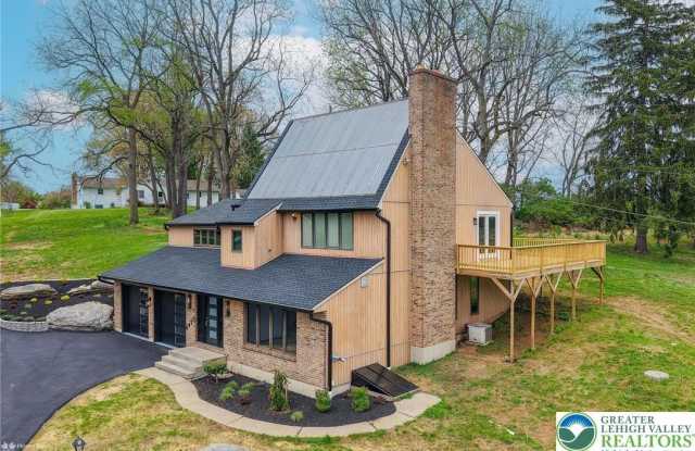 4410 Circle Drive - 4410 Circle Drive, Northampton County, PA 18020