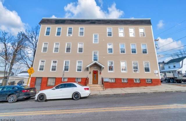 3 May St photos photos