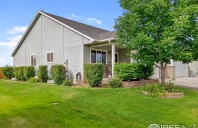 1724 Canary Place - 1 photos photos