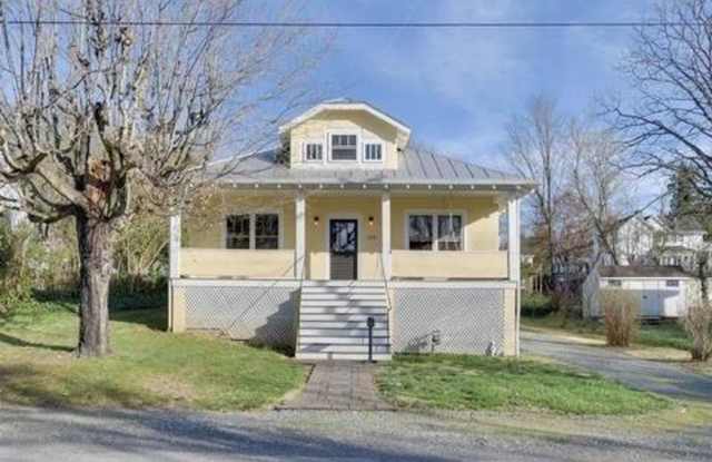 Fully Furnished and Remodeled Home photos photos