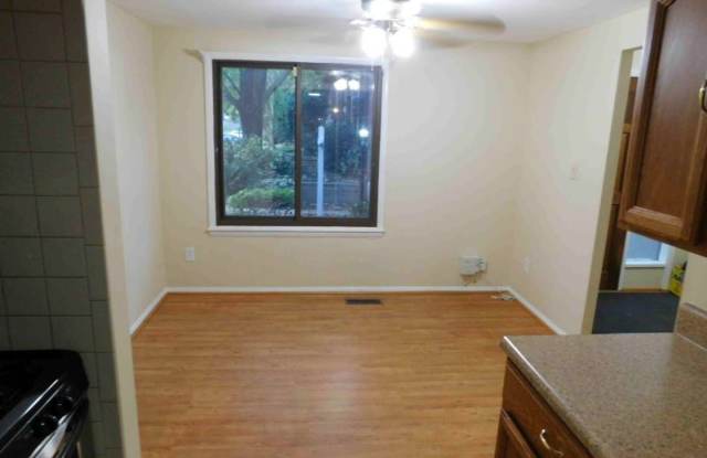9038 Watchlight Ct Gallery 3