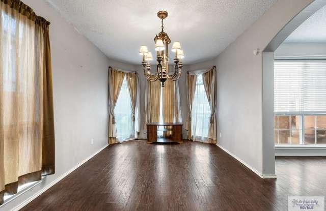 2784 WOODSIDE DR. Gallery 3