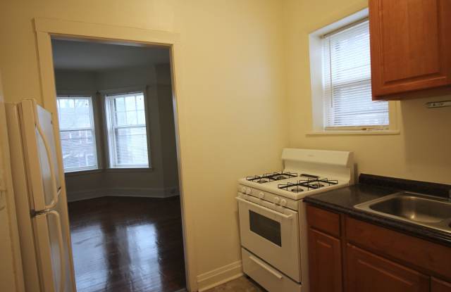 838 Sherman Ave photos photos
