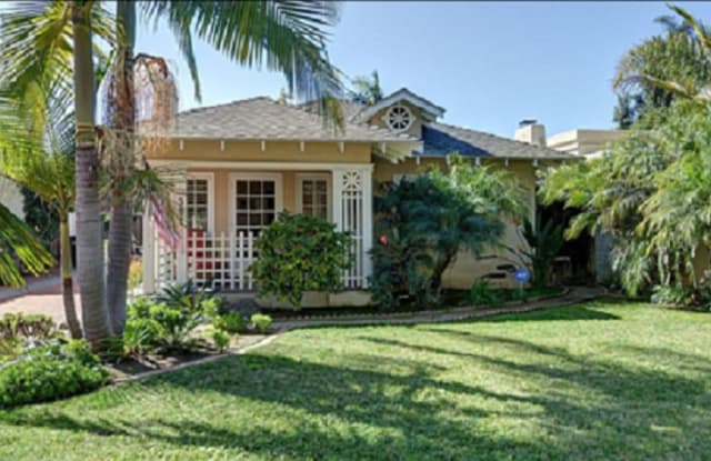 554 Marina Ave - 554 Marina Avenue, Coronado, CA 92118