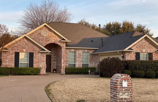 1107 Brook Arbor Drive - 1107 Brook Arbor Drive, Mansfield, TX 76063