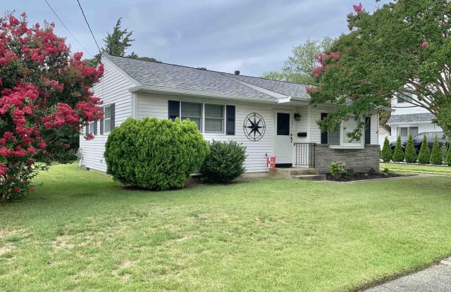 16 Merion Drive - 16 Merion Drive, Somers Point, NJ 08244