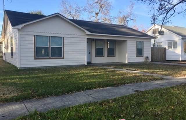 2107 Florida South Gallery 2