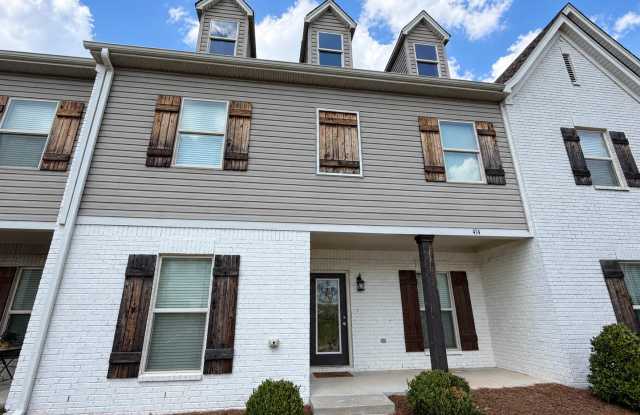 4BD / 4.5BA FOR RENT Gallery 1