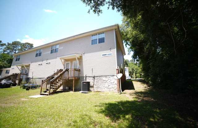 3 Bed / 3 Bath Condo in the NW Gallery 3