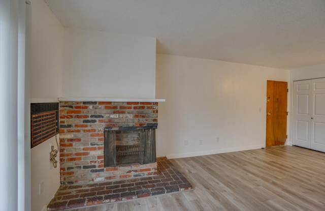 Willow Wood Apartments Gallery 4
