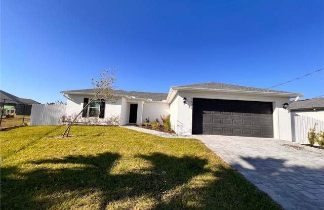 1107 NE 44th Lane photos photos
