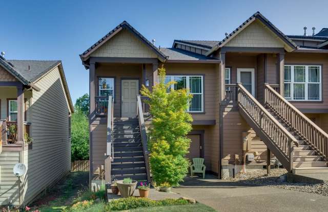 Spacious Happy Valley Townhome Featuring Three Bedrooms, Two Balconies & Attached Garage Gallery 1