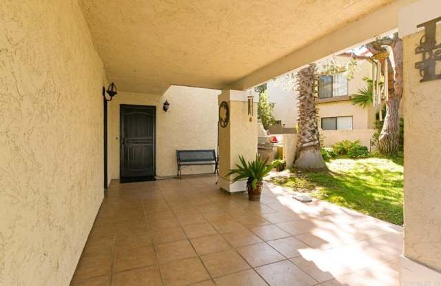 3520 Woodland Way photos photos