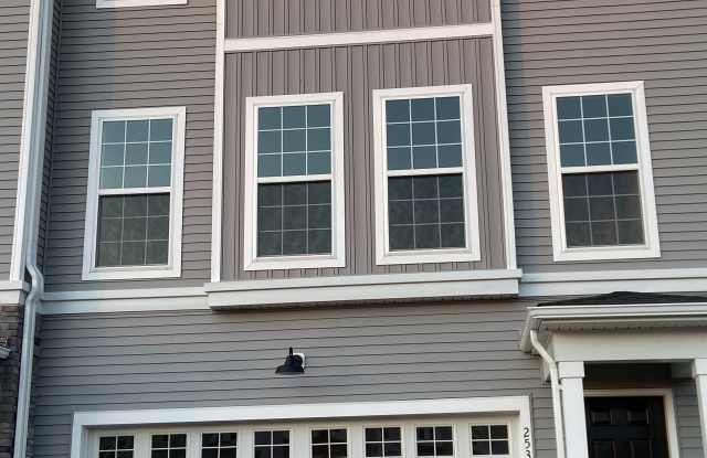 253 Red Leaf Lane photos photos