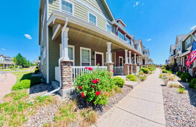 FRESH LOOK, COOL COMFORT, PRIME LOCATION photos photos