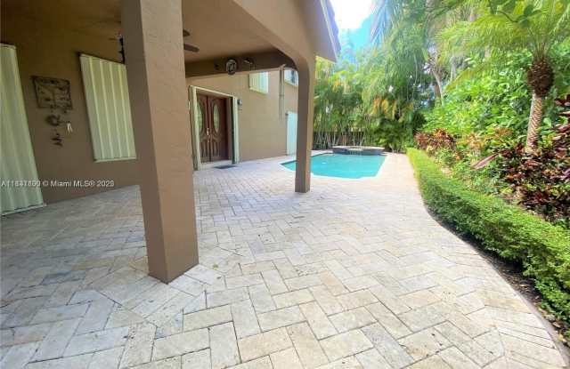 15158 NW 89th Ave photos photos