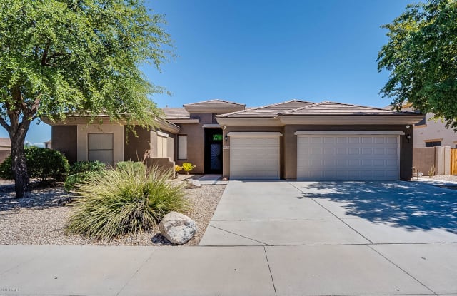 10215 E LOS LAGOS VISTA Avenue - 10215 East Los Lagos Vista Avenue, Mesa, AZ 85209