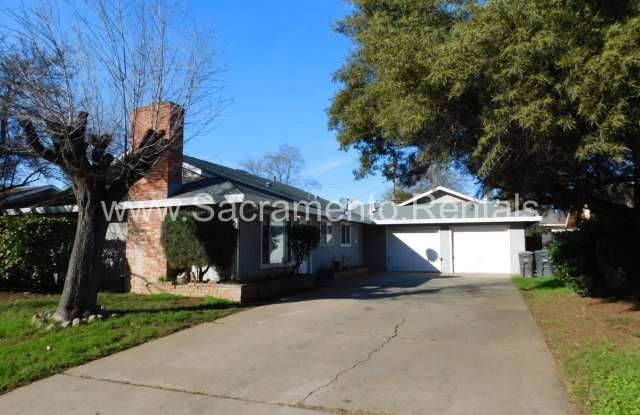Updated 2bd/1ba Lincoln Village Duplex with Garage photos photos