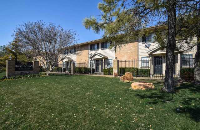 Huntington Townhomes Gallery 2