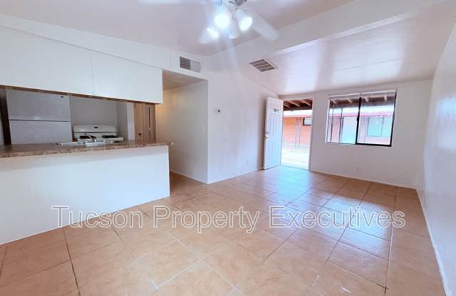 1644 North Beverly Avenue - 1644 North Beverly Avenue, Tucson, AZ 85712