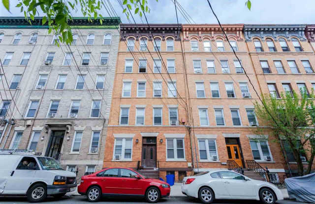 927 WILLOW AVE - 927 Willow Avenue, Hoboken, NJ 07030