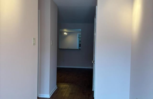 303 MOUNTAINVIEW Drive Gallery 2